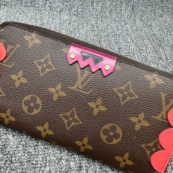 LOUIS VUITTON Zippy Brown Monogram Canvas Wallet 399-082225 - Picture 4 of 12